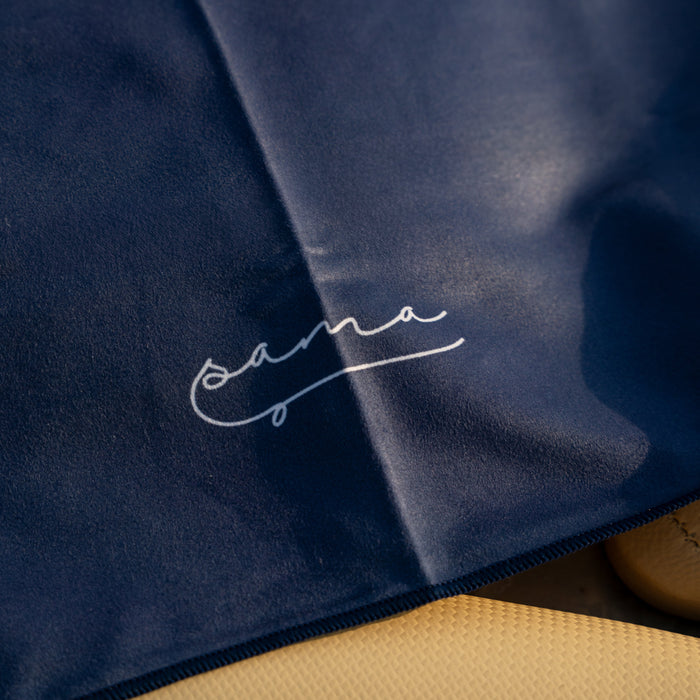 Dual-Sided Beach Towel Navy Blue close up